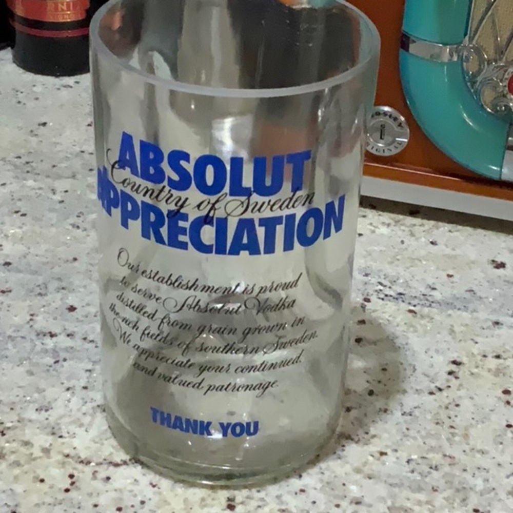 ABSOLUTE glass vase